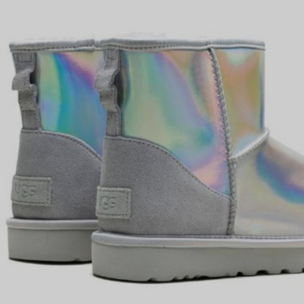 Ugg Boots - Picture 6 of 16